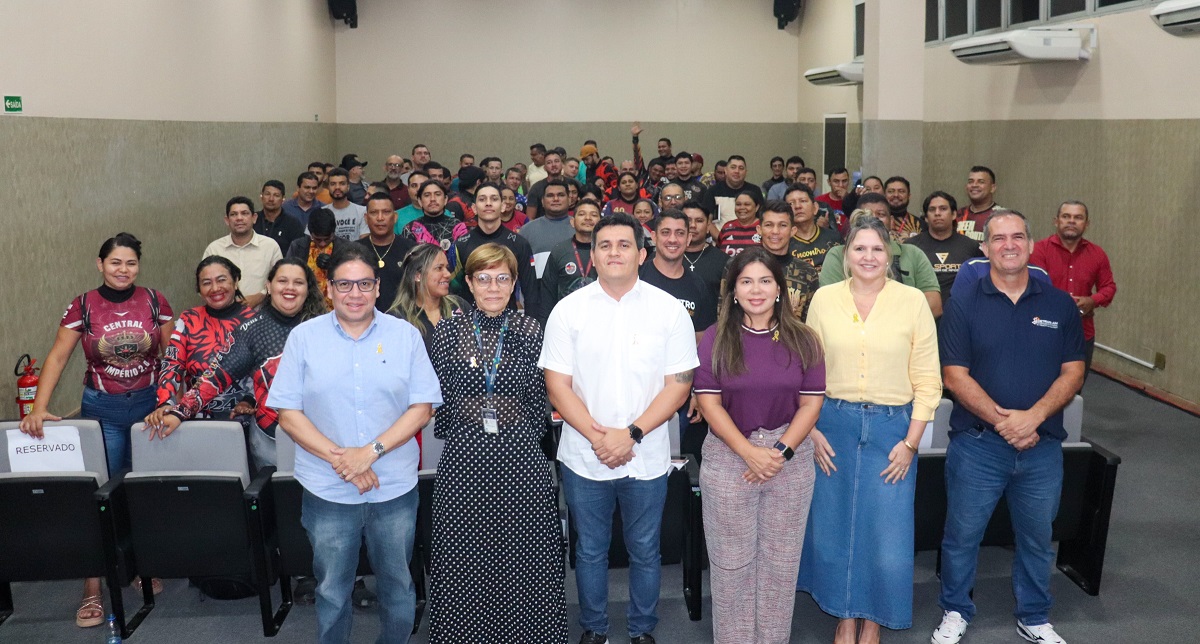Maio Amarelo: Detran-AM inicia Curso de Motofretista e Wilson Lima anuncia linha de crédito para a categoria