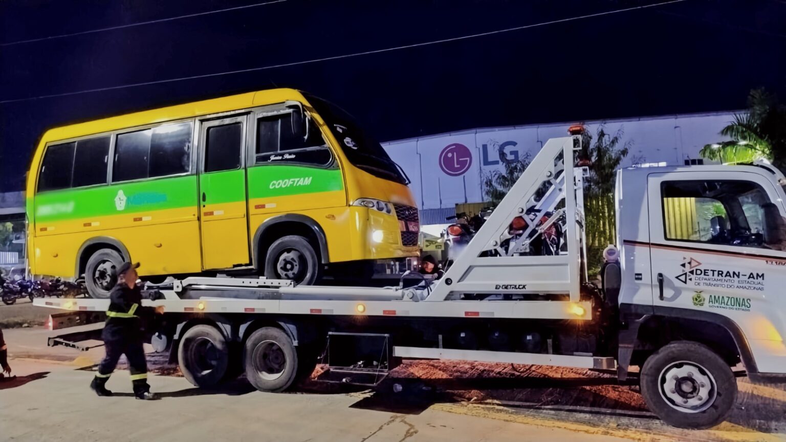 Detran-AM: Ações de fiscalização recuperam motocicleta furtada e removem ‘amarelinho’ com motorista embriagado em Manaus