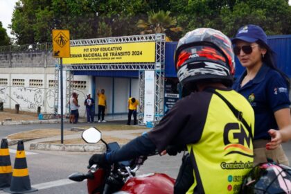 Maio Amarelo: Detran-AM e Abraciclo promovem Pit Stop Educativo para motociclistas