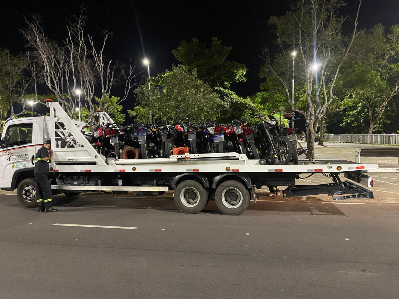 Detran-AM: Operação de combate ao ‘rolezinho’ registra 200 infrações e remove 55 motocicletas em Manaus